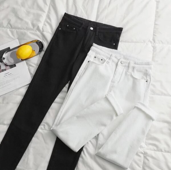 BG White jeans