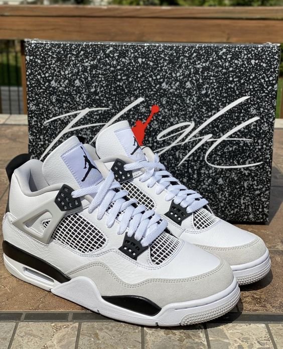 Jordan 4